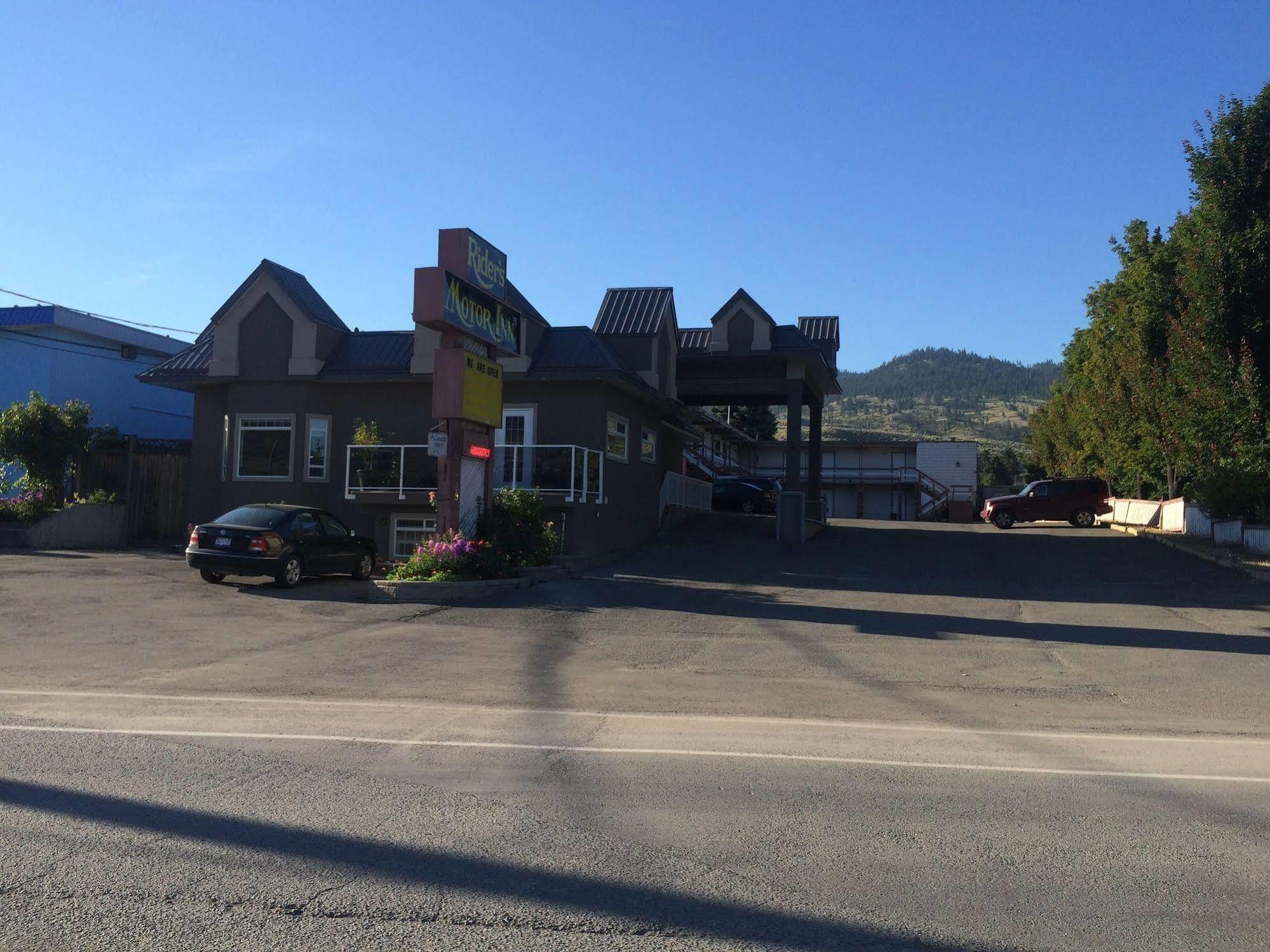 Rider'S Inn Kamloops Exterior photo