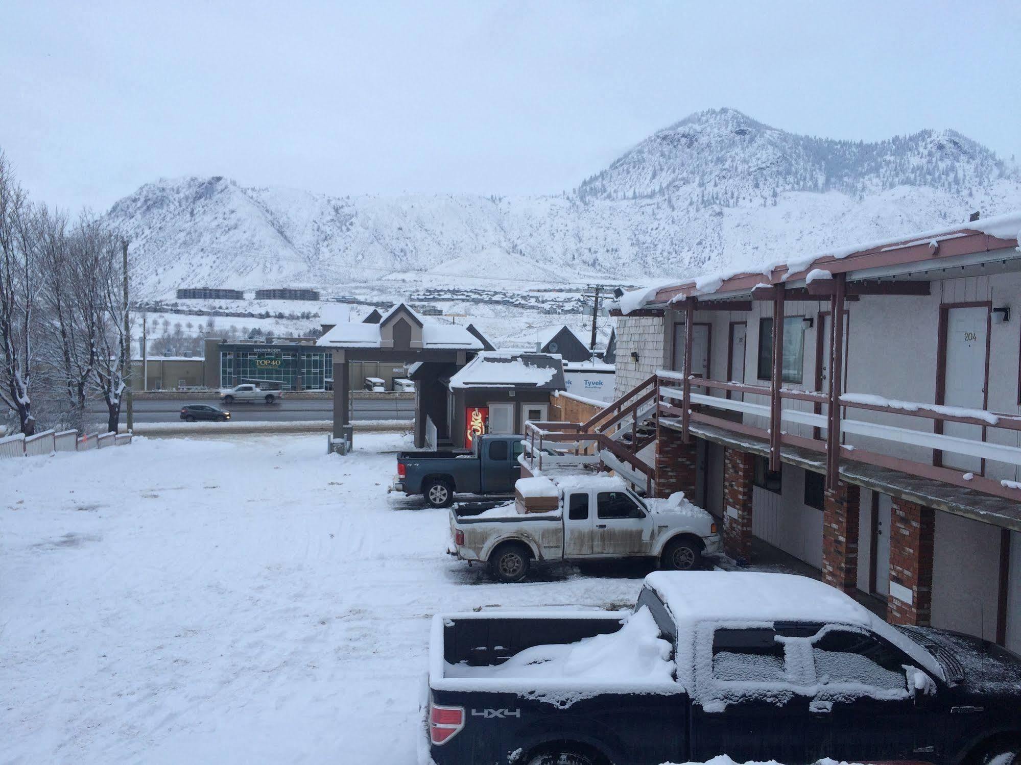 Rider'S Inn Kamloops Exterior photo